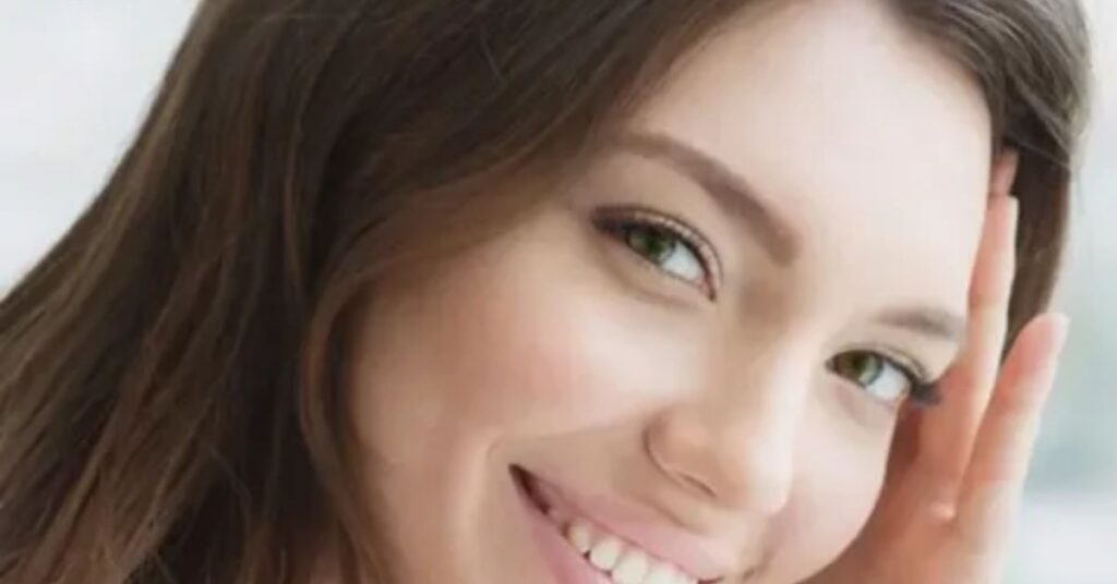 Best Smile Shayari In Hindi