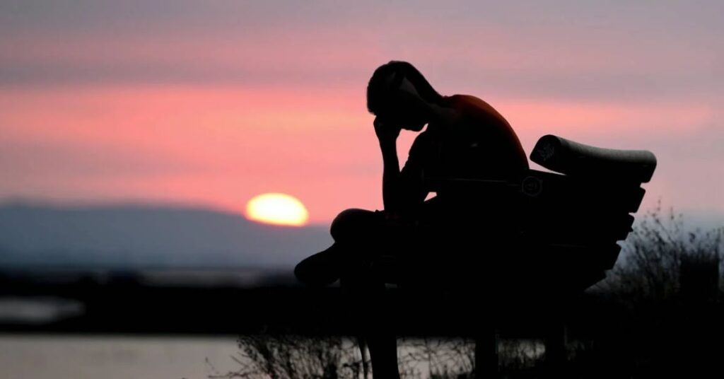 Deep Khamoshi Quotes In Hindi