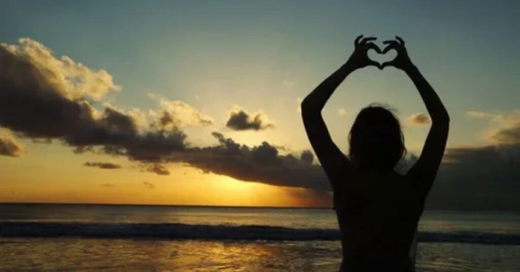Self Love Shayari In Hindi